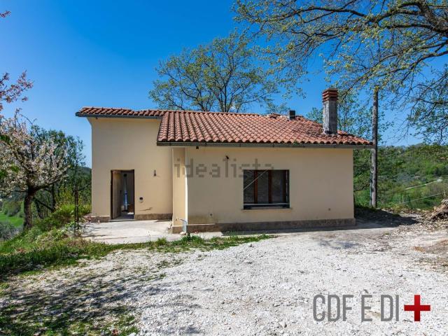 Casa in vendita a Rocca Sinibalda, Lazio