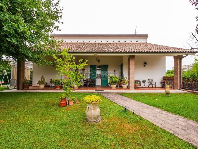Casa in vendita a Unione di comuni Terre di Castelli, Castelnuovo Rangone