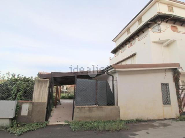 Casa in vendita a Calabria, Crotone