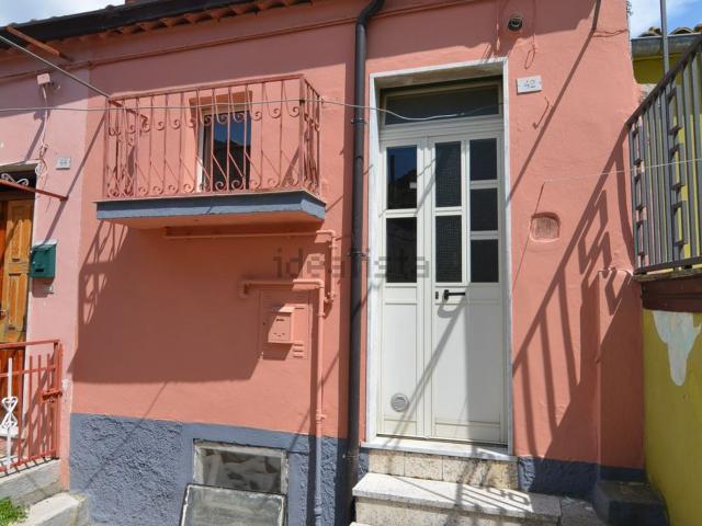 Casa in vendita a Lacedonia, Campania