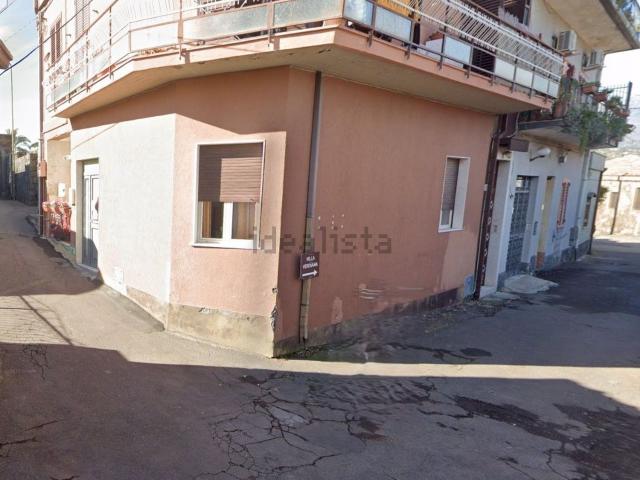 Casa in vendita a Aci Bonaccorsi, Sicilia