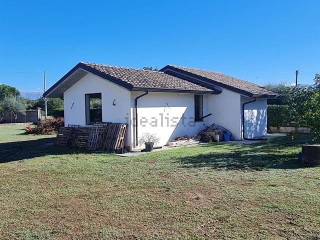Casa in vendita a Ceprano, Frosinone
