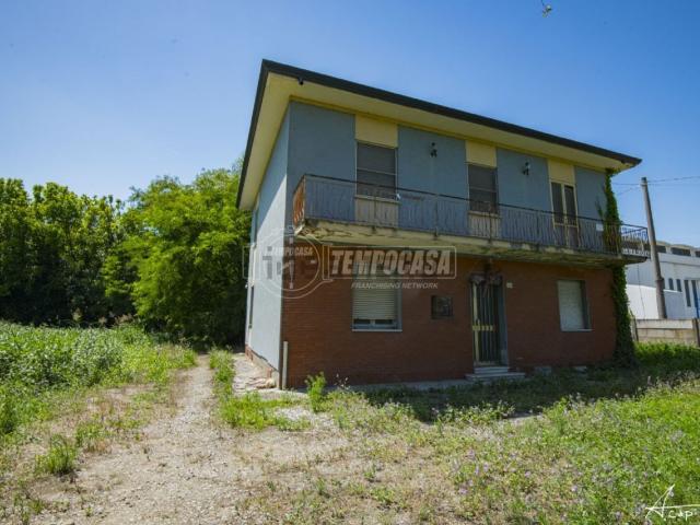 Casa in vendita a Unione dei comuni Valle del Savio, Cesenà