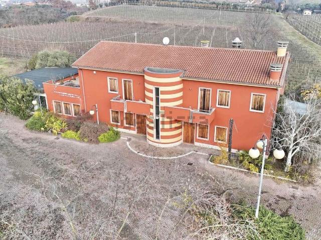 Casa in vendita a Castelnuovo Del Garda, Veneto