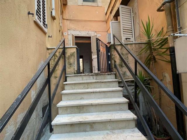 Casa in vendita a Puglia, Bari