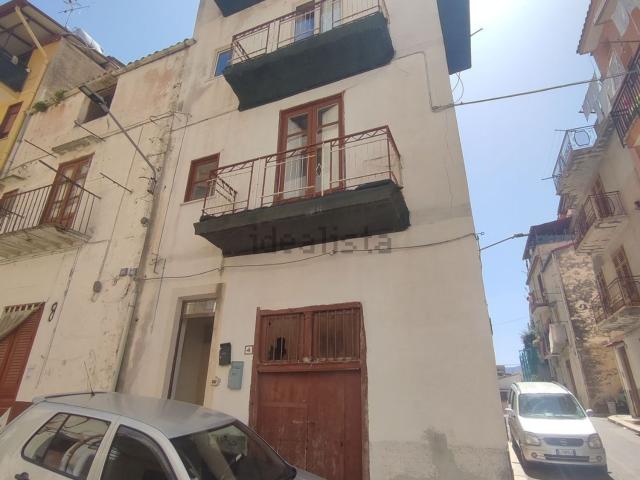 Casa in vendita a Montelepre, Sicilia