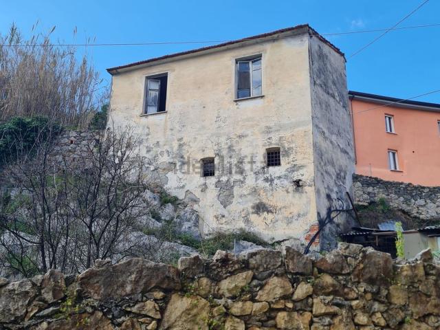 Casa in vendita a Arcola, Liguria