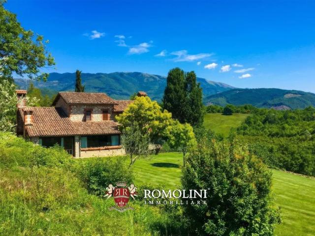 Casa in vendita a Rocca Sinibalda, Lazio