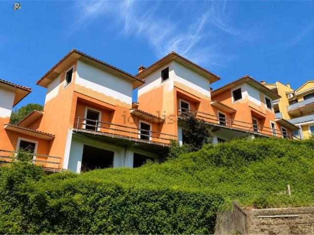Casa in vendita a Vallerano, Viterbo