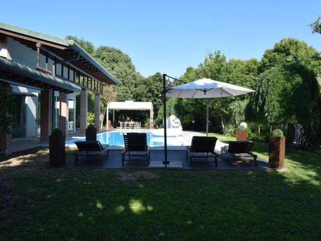 Casa in vendita a Curtatone, Lombardia