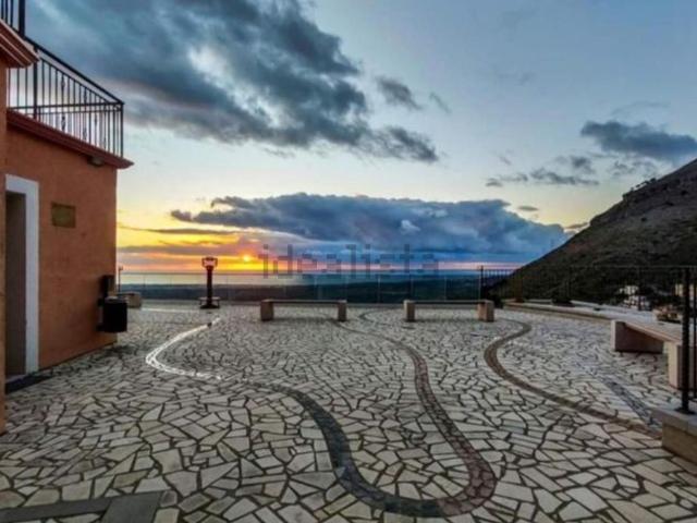 Casa in vendita a Calabria, Cosenza