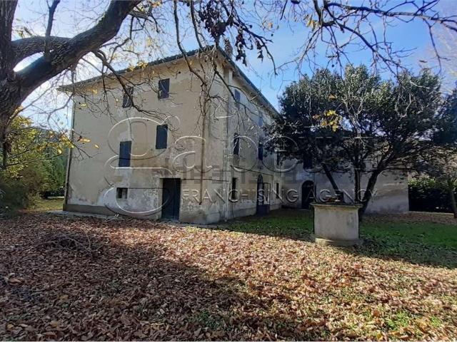 Casa in vendita a Argenta, Reggio Emilia