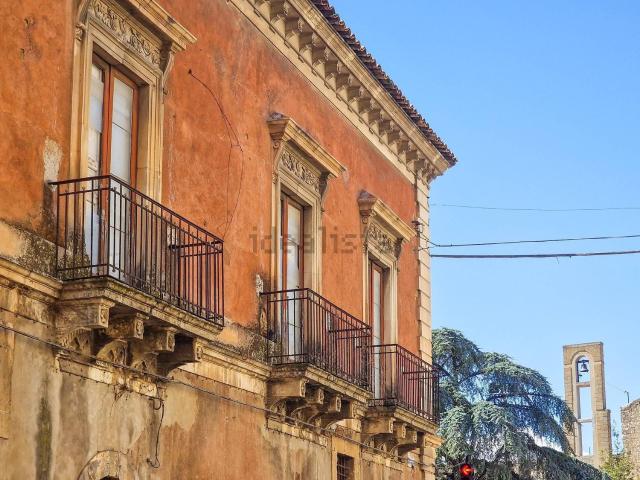 Casa in vendita a Leonforte, Sicilia