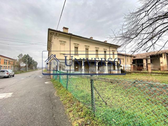 Casa in vendita a Piemonte, Alessandria