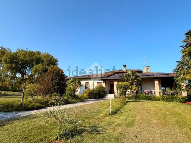Casa in vendita a Prata Di Pordenone, Friuli-Venezia Giulia