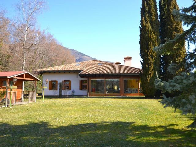 Casa in vendita a Montereale Valcellina, Friuli-Venezia Giulia