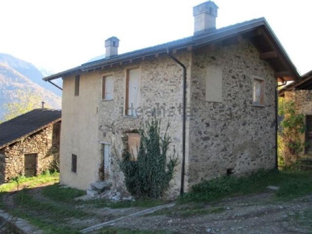 Casa in vendita a Teglio, Lombardia