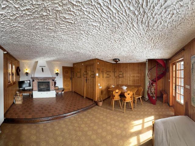 Casa in vendita a Chamois, Aosta
