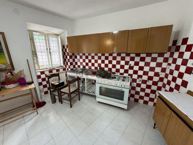 Casa in vendita a Patrica, Lazio