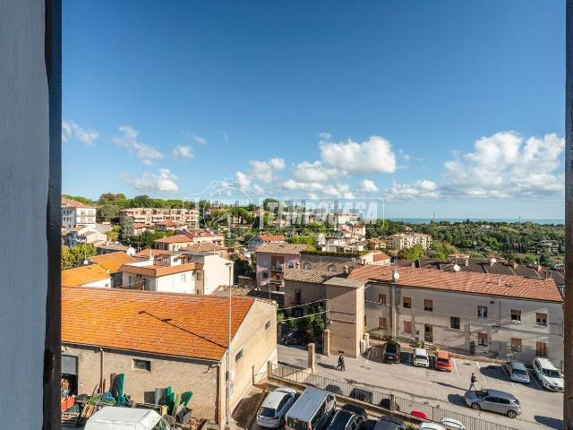 Casa in vendita a Civitanova Alta, Civitanova Marche