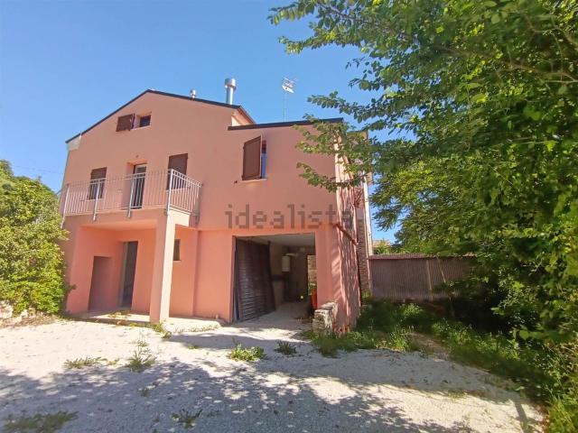 Casa in vendita a Marciano, Marche