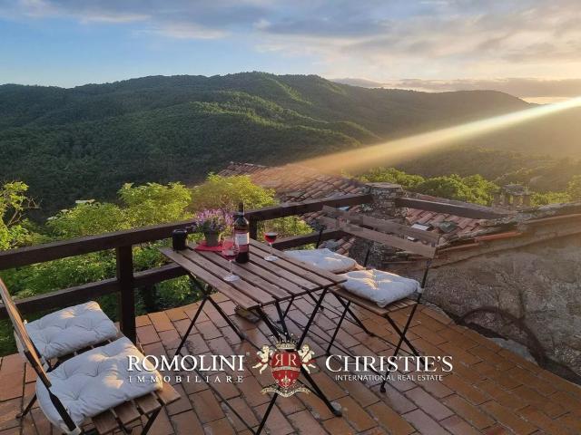 Casa in vendita a Cortona, Toscana
