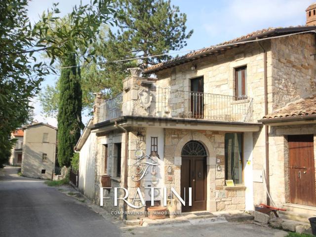 Casa in vendita a Unione dei Comuni della Val Vibrata, Civitella Del Tronto