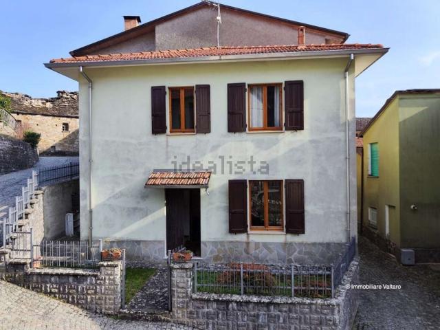 Casa in vendita a Varsi, Reggio Emilia