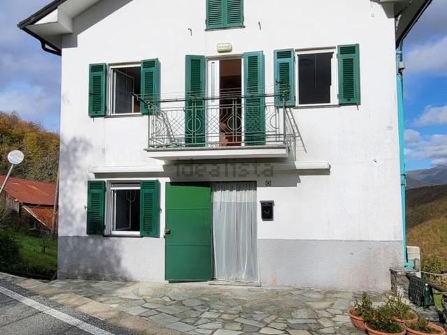 Casa in vendita a Fontanigorda, Liguria