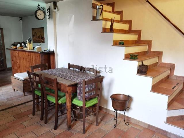 Casa in vendita a Amelia, Umbria