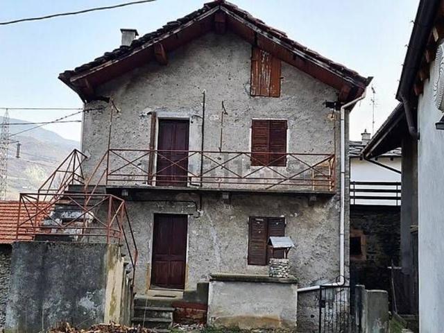 Casa in vendita a Chambave, Aosta