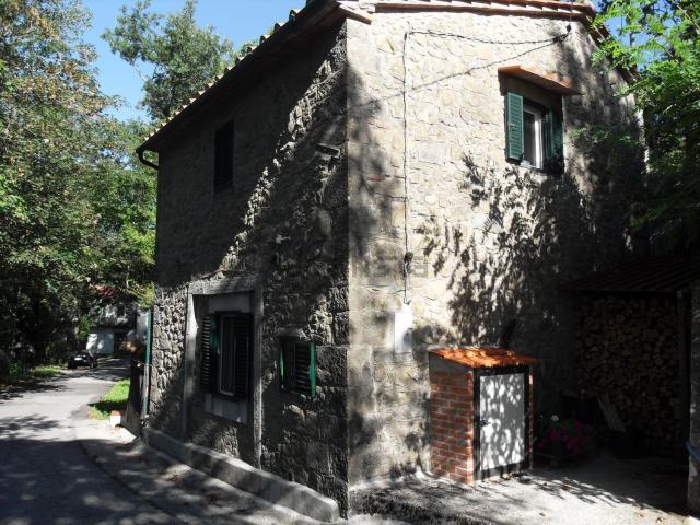 Casa in vendita a Calamecca, San Marcello Piteglio