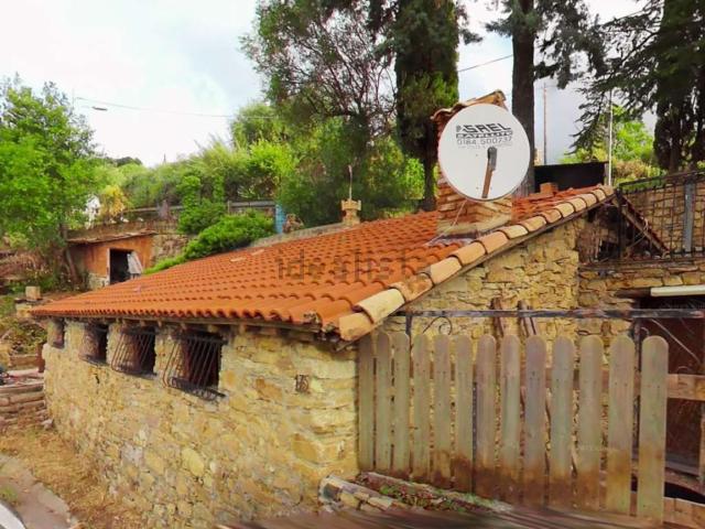 Casa in vendita a Suseneo, San Remo