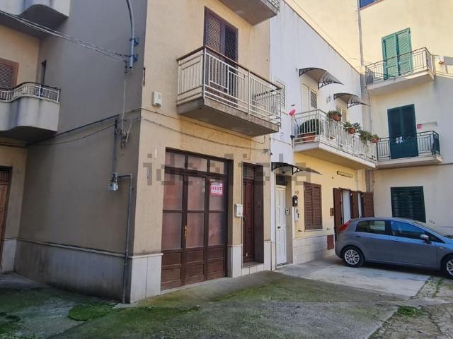 Casa in vendita a Quartiere Sant'Antonino, Castelvetrano