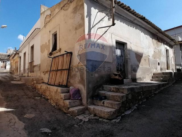 Casa in vendita a Comiso, Sicilia