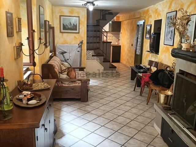 Casa in vendita a Collalto Sabino, Lazio
