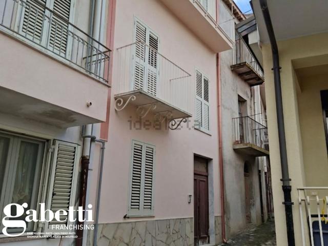 Casa in vendita a Montagnareale, Sicilia