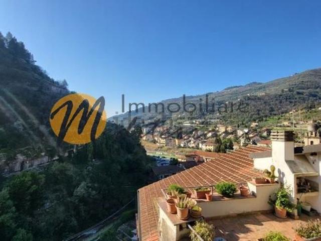 Casa in vendita a Dolceacqua, Provincia di Imperia