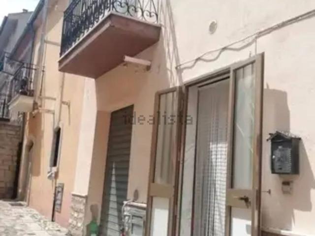 Casa in vendita a Bisaccia, Campania