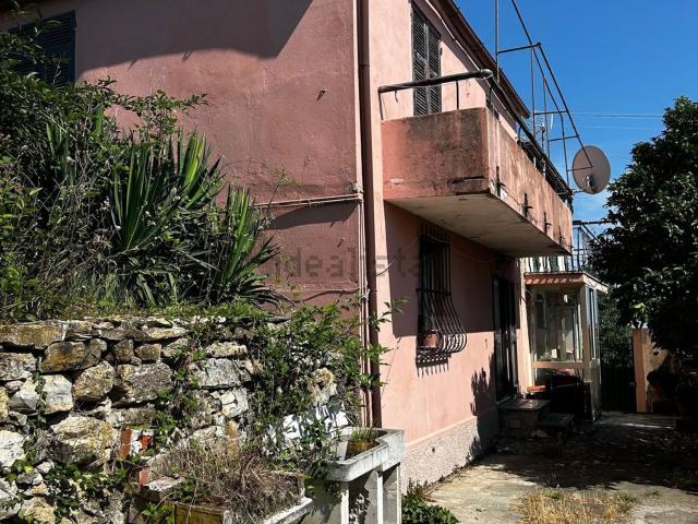 Casa in vendita a Levante, Serra Riccò