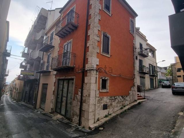 Casa in vendita a San Cataldo, Caltanissetta