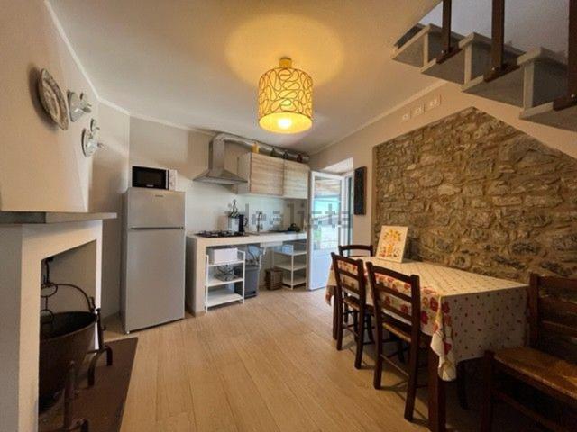 Casa in vendita a Camaiore, Toscana
