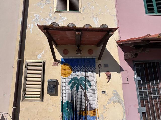 Casa in vendita a Laiano, Cascina