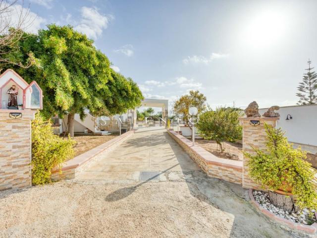 Casa in vendita a Posto Vecchio, Puglia