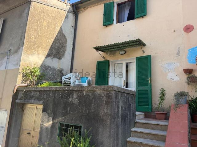 Casa in vendita a Rosignano Marittimo, Toscana
