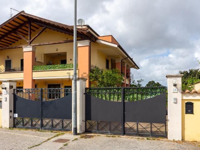 Casa in vendita a Roma Capitale, Lazio