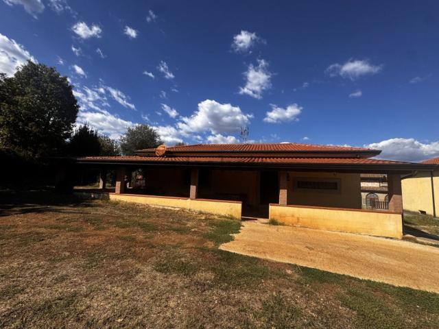 Casa in vendita a Supino, Frosinone