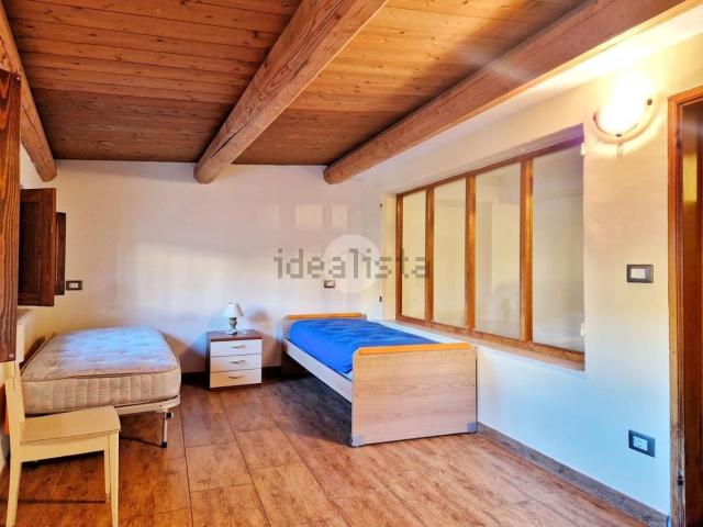 Casa in vendita a Castel Del Monte, Abruzzo
