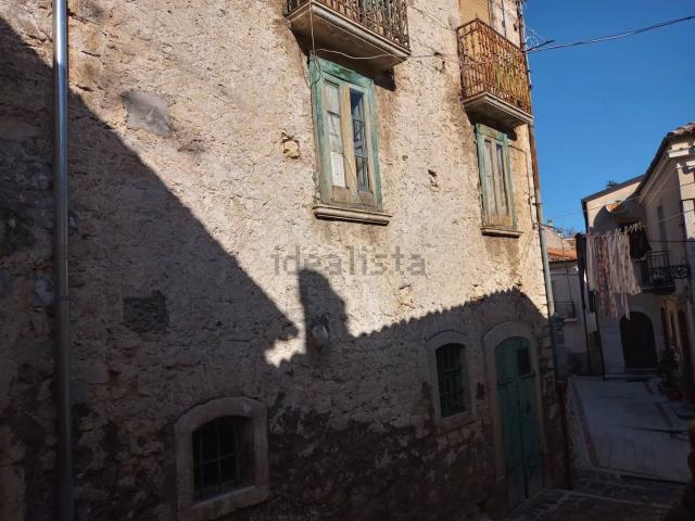 Casa in vendita a Campochiaro, Molise