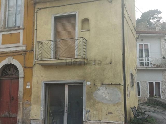 Casa in vendita a Airola, Campania